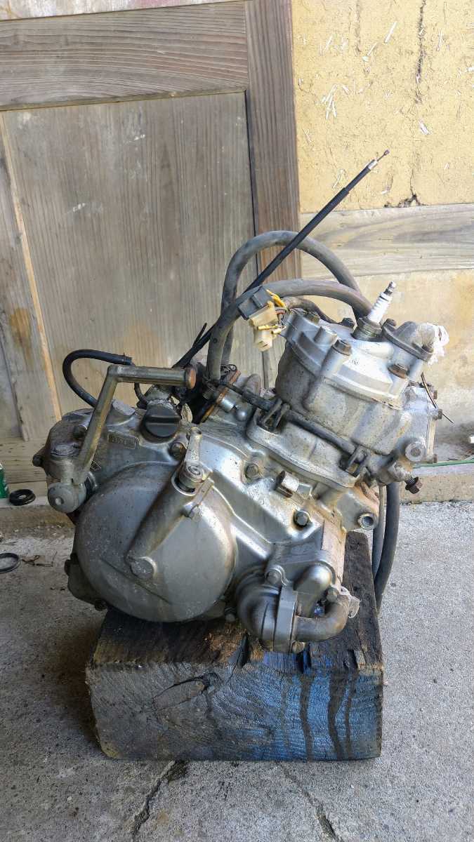 スズキ TS125R エンジン 始動確認済み マニホールド、ジェネレーター、フライホイール、プラグ付き SF15A