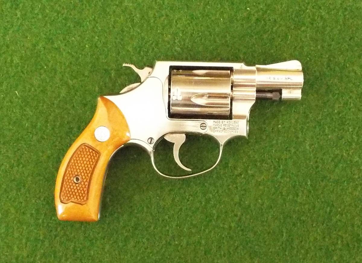 ☆ 美品限定品 コクサイ M36 チーフスペシャル　木製グリップ付 ☆ コクサイ製 S＆W M36 チーフスペシャル 無発火 金属製モデルガン 木製