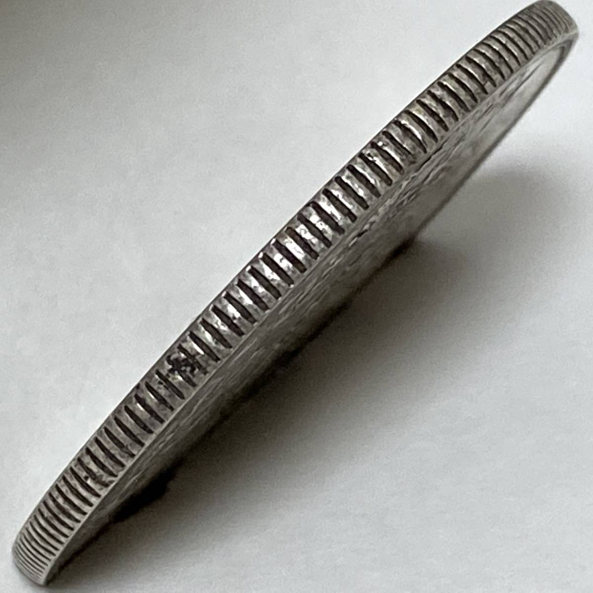 約26.6g 径約39mm 厚さ約2.4mm 比重約10.26 大清銀幣 宣統三年 壹 