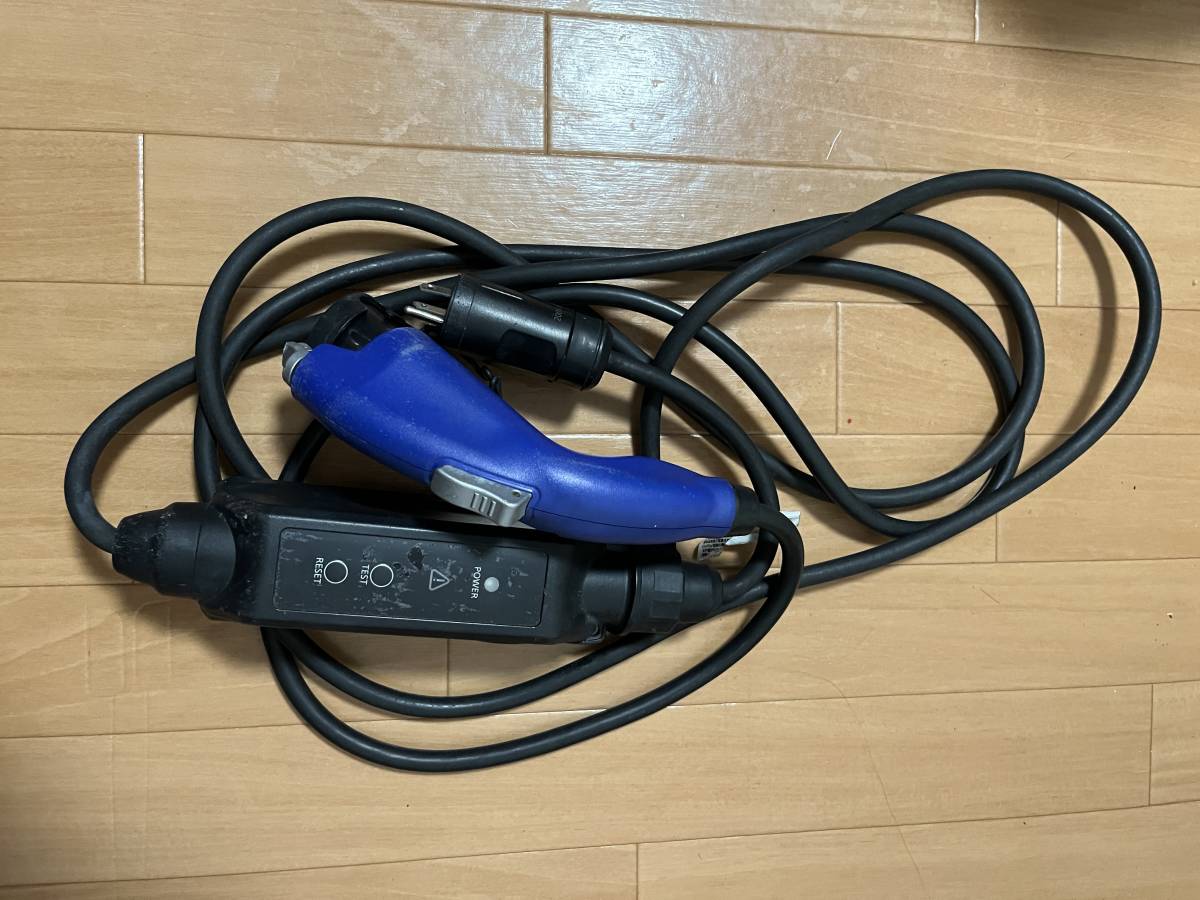 ジャンク！ プリウスPHV用 純正充電ケーブル G9060-47180 200V 中古品 