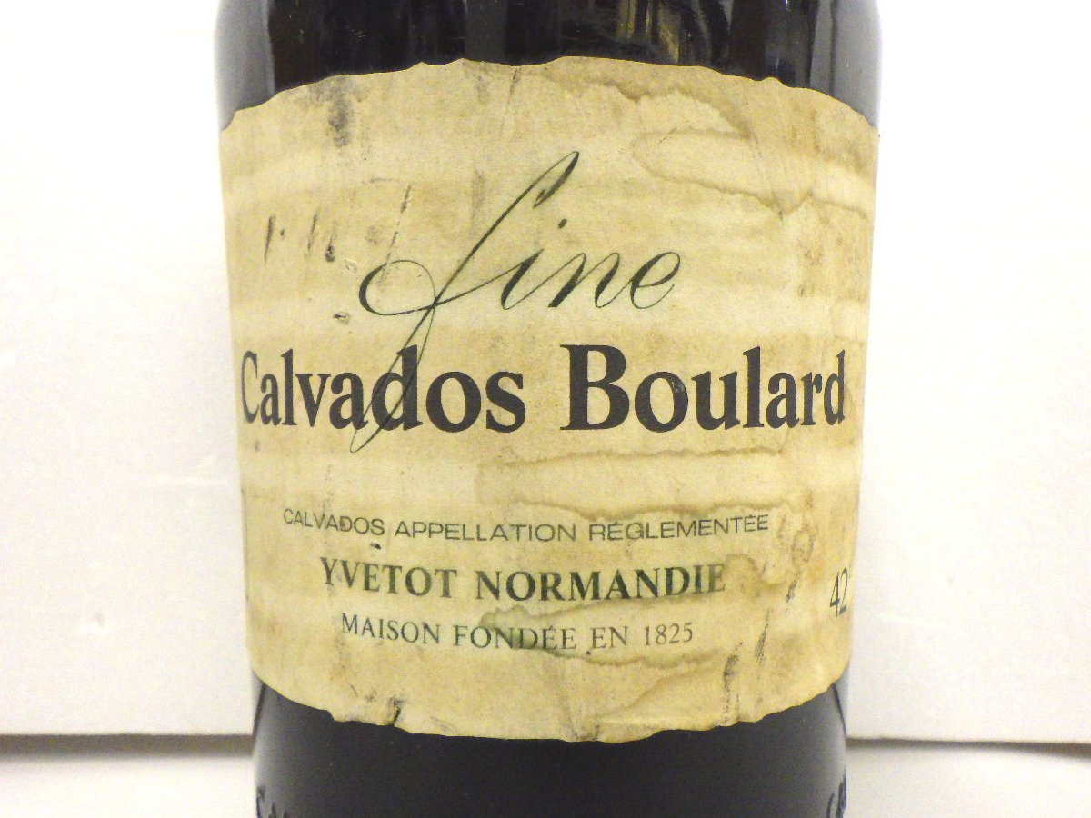 Boulard（ブラー）カルヴァドス 42％ 700ml ※ラベルキズ X26A080050