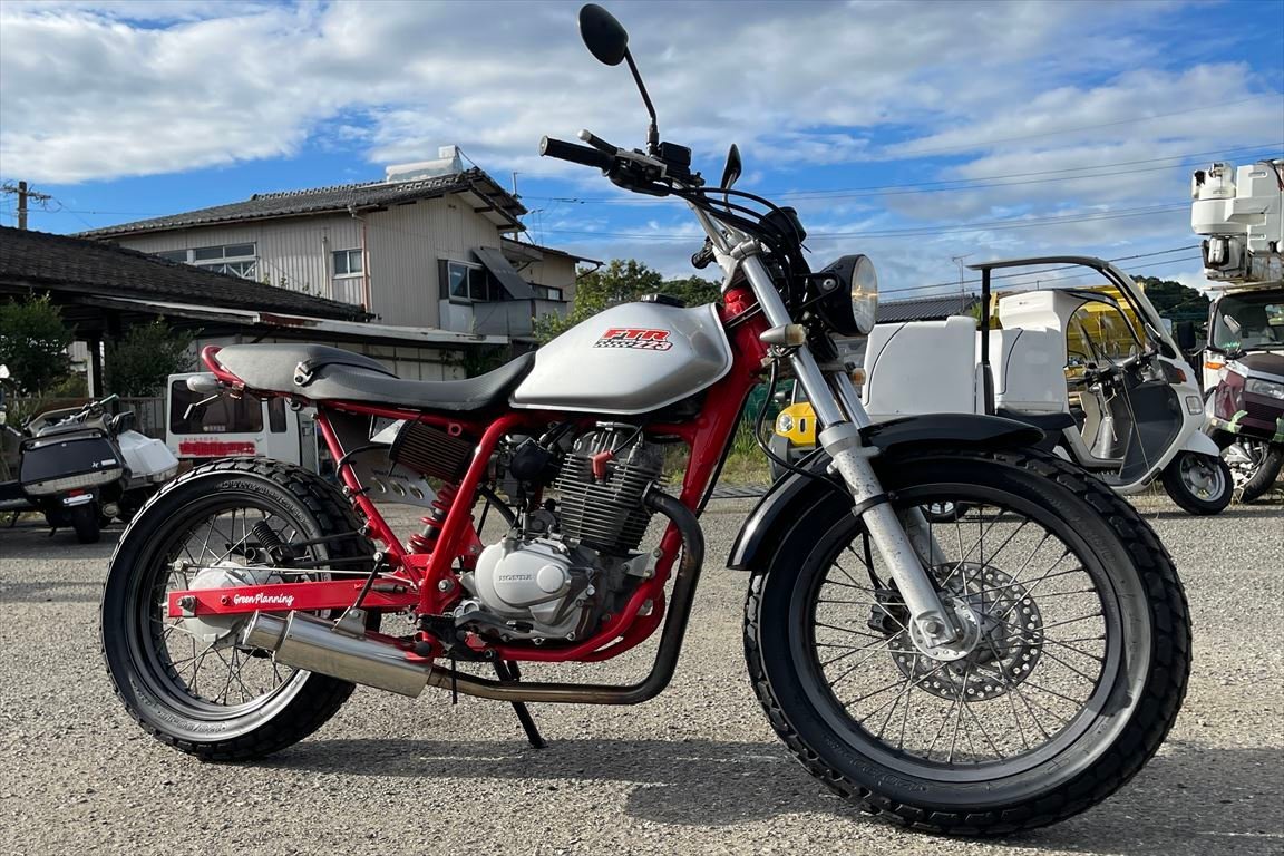 FTR223 売り切り！1円スタート！☆始動動画有☆MC34！カスタム