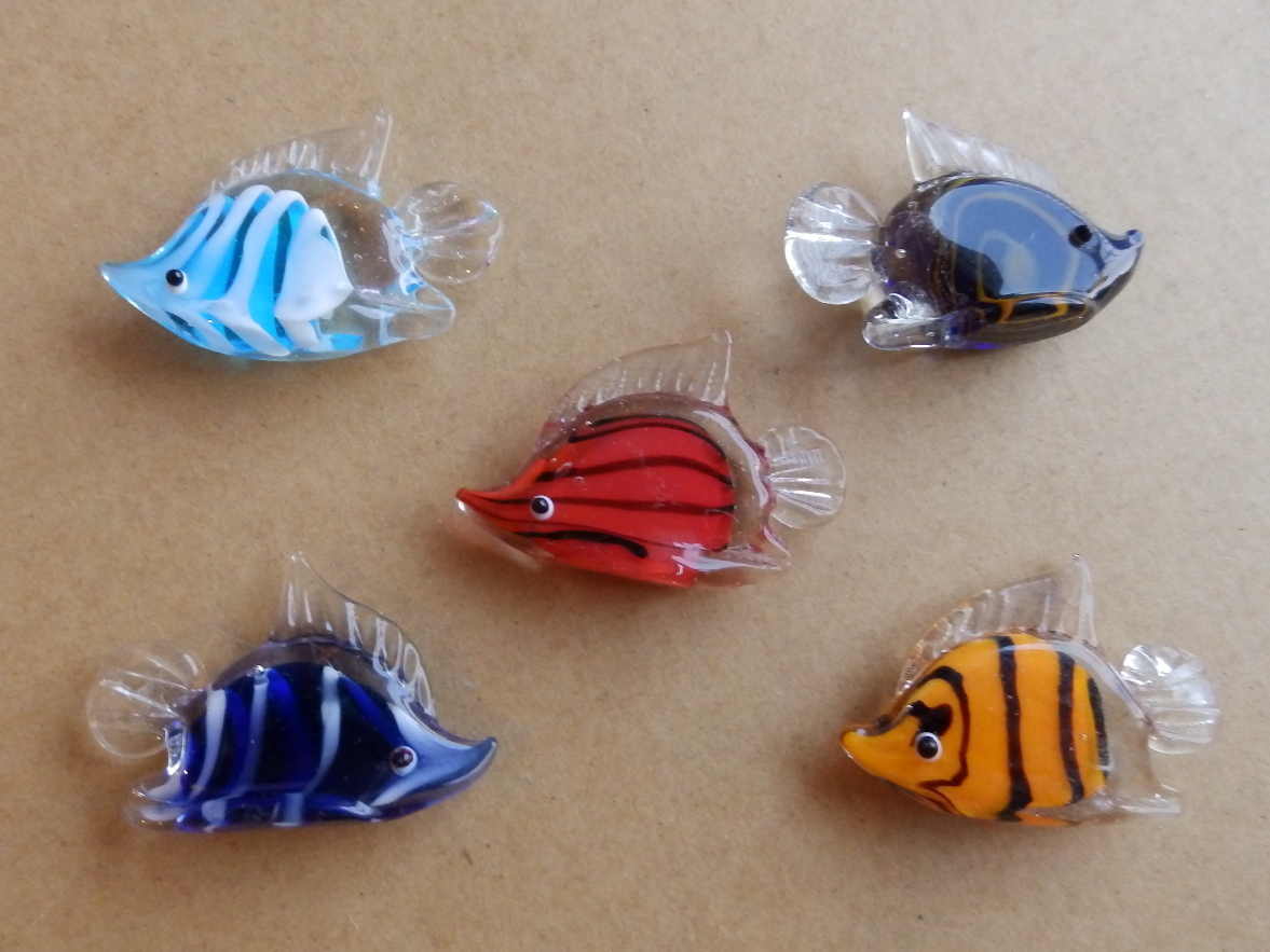 ◇ガラス細工◇ミニサイズ熱帯魚/色違い5匹のセット◇異なる模様の 