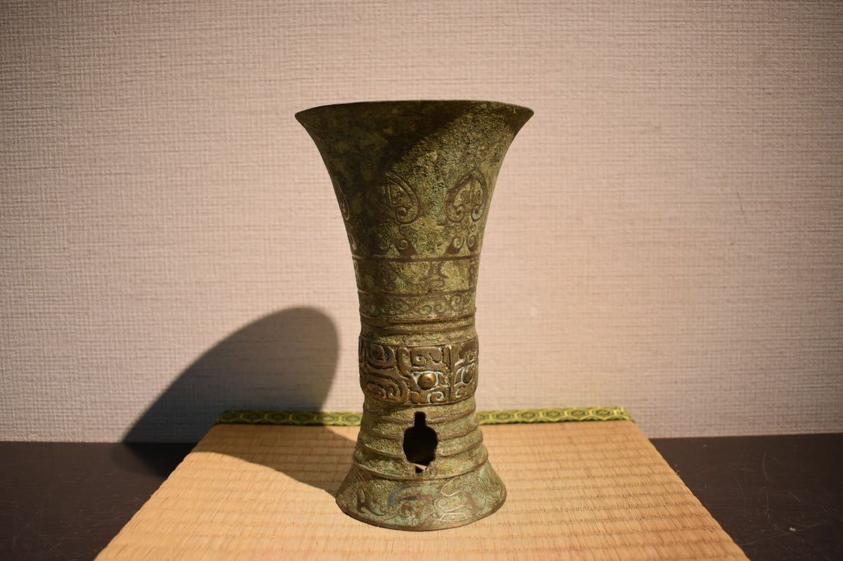 中国美術 青銅 銀象嵌 帯駒 古美術(K-BB491) GE】Y371【コレクター所蔵品】時代 青銅象嵌饕餮紋花瓶 /朝鮮美術 骨董