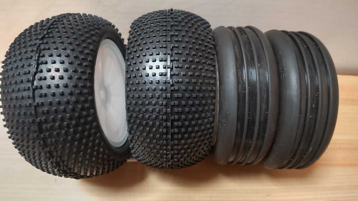 ラジコンバギー2WD用カーペットタイヤ 1⁄10 シュマッカー カーペット 1⁄10RC ラジコン 株式 1/10バギー2WD用