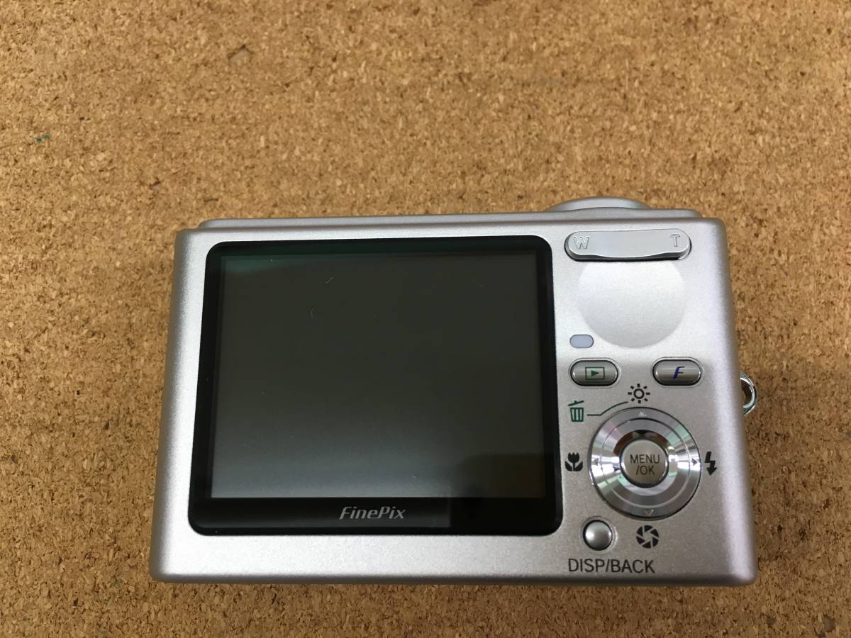 ◇◇FUJIFILM 富士フィルム FinePix F11 コンパクトデジタルカメラ:家