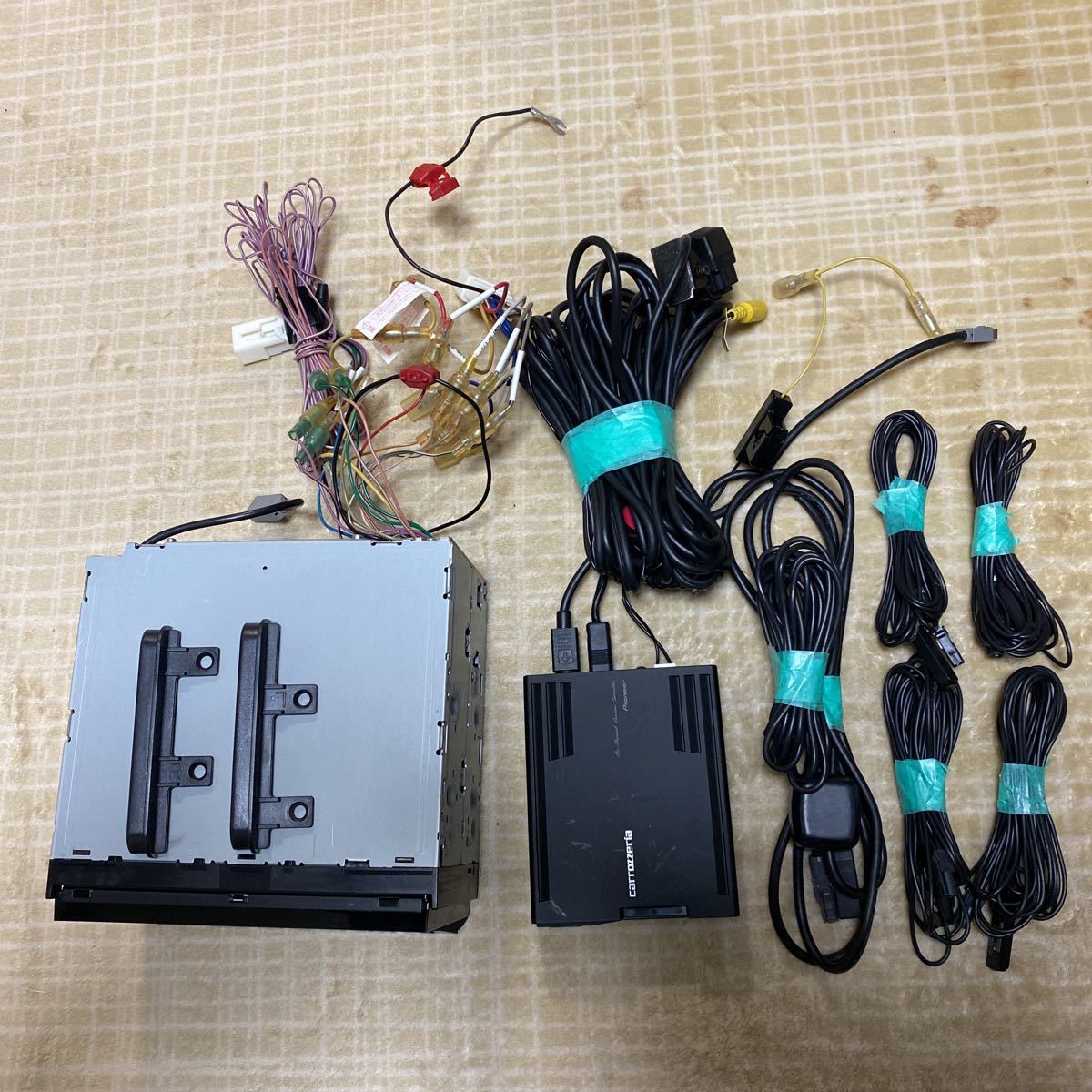カロッツェリア AVIC-ZH09CS サイバーナビ フルセグ Bluetooth HDD