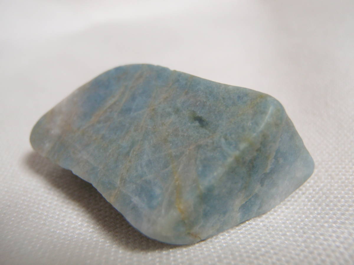 糸魚川 - 翡翠 糸魚川翡翠工芸家 入コン沢原石:糸魚川翡翠 赤羽可行