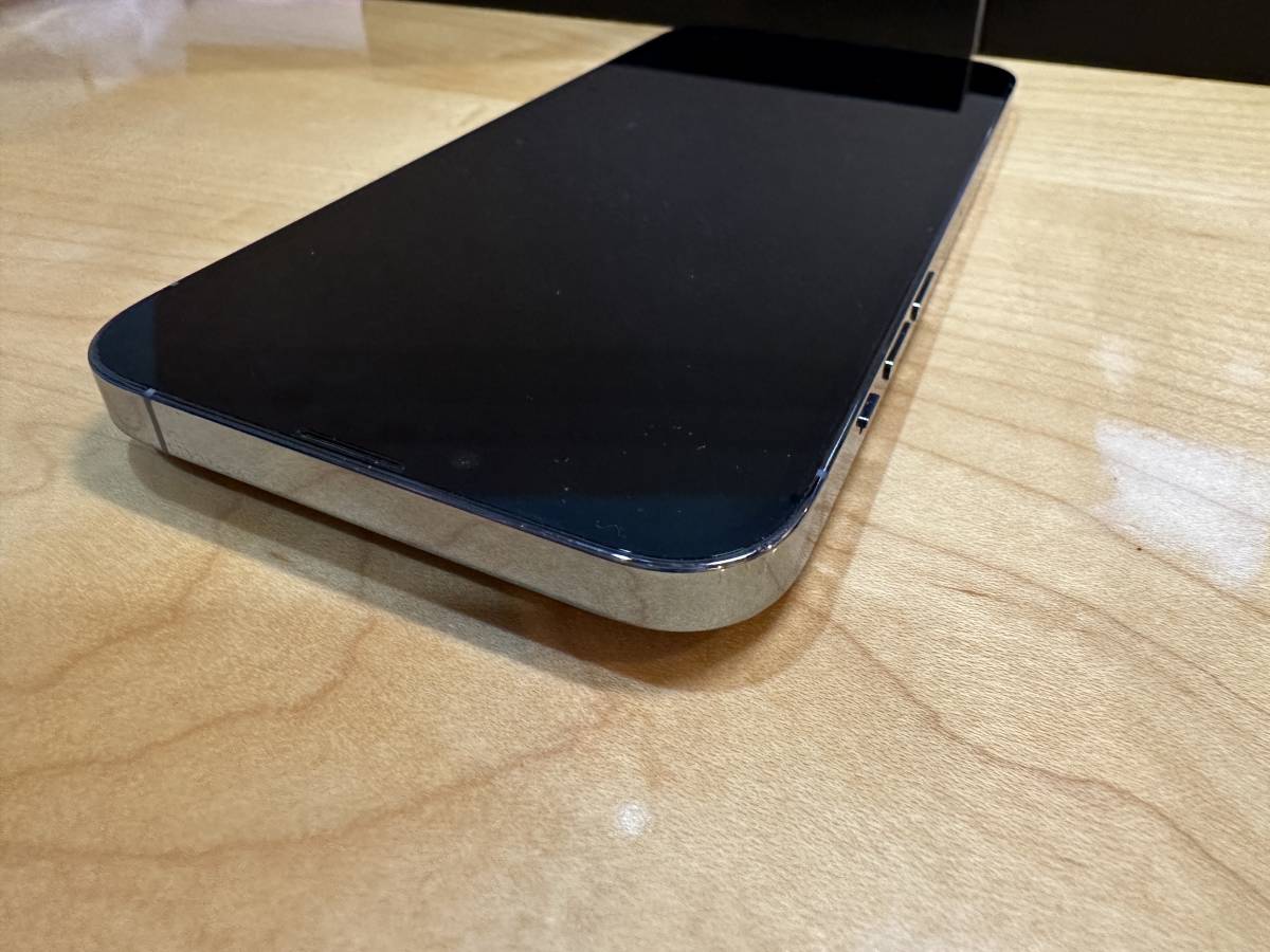 美品・送料無料】Apple iPhone13 Pro Max 256GB シエラブルー SIM 