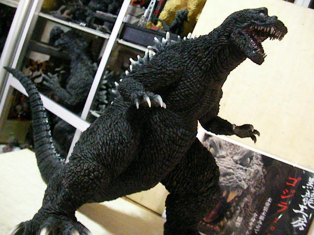 黒龍工房 ゴジラ2001 GMKゴジラ 完成品