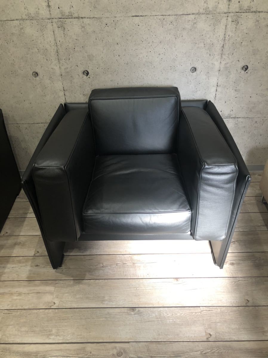 極美品 最高級 85万円 カッシーナ CASSINA DUC 本革 1人掛けソファ1脚