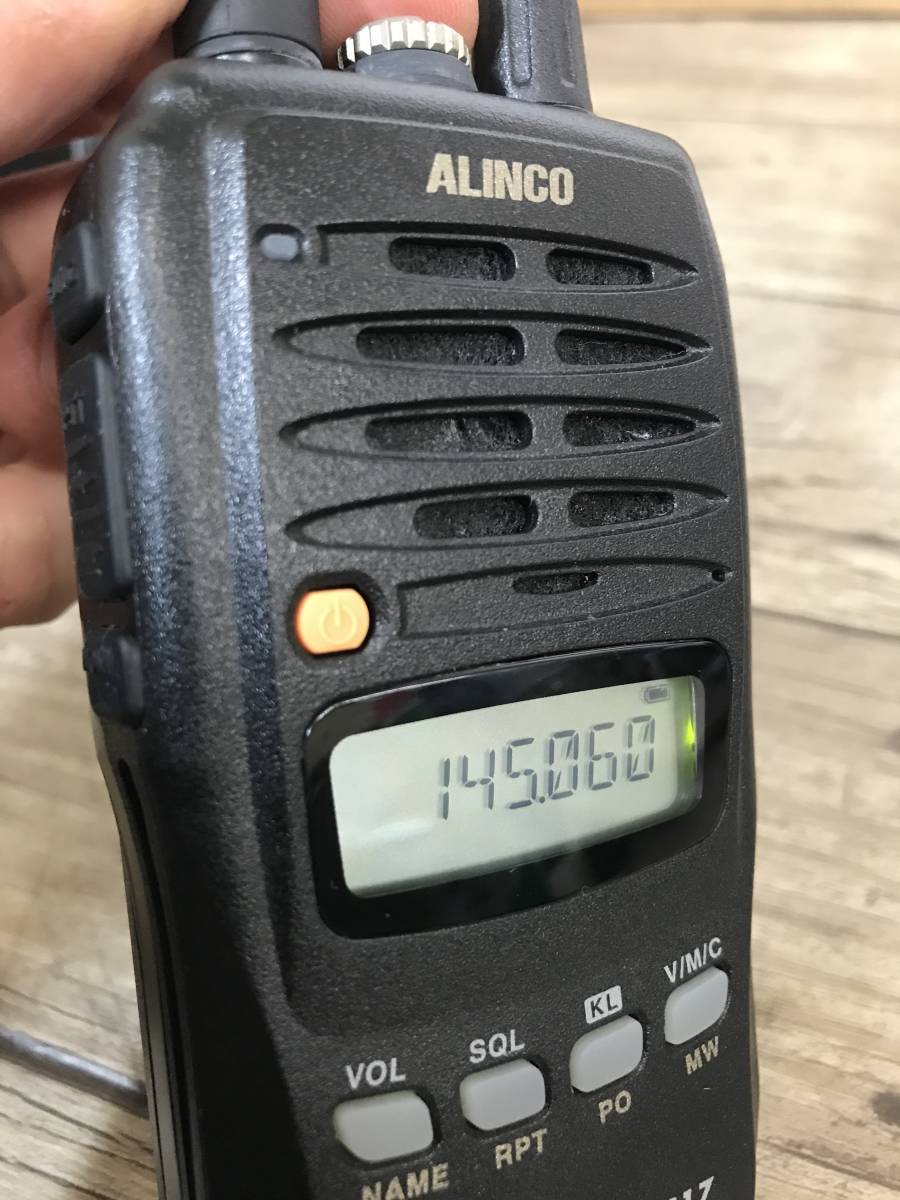 ALINCO DJ-S17 VHF FM TRANSCEIVER ALINCO DJ-S17 Alinco still in Type
