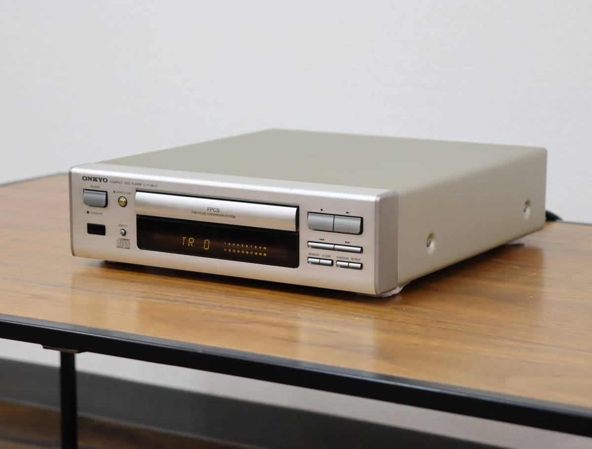 オーディオ機器 ONKYO C-711M LTD CDプレーヤー CDデッキ INTEC