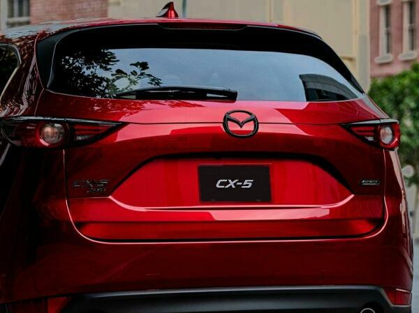 ●CX-5(MC前)/Mエンブレム(マットブラック)フロント用1