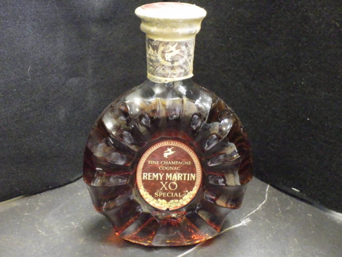 未開栓 REMY MARTIN XO SPECIAL レミーマルタン XO スペシャル 700ml
