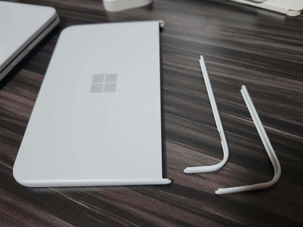 surface duo 2 256GB ペンカバー・スリムペン付き