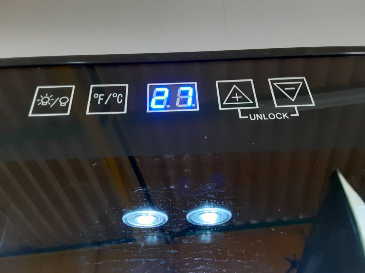 8本収納 ワインセラー BCW-25C 大型家電 SIS BESTEK コンパクト設計 