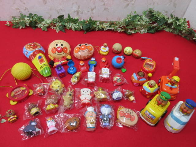 クレーン車 アンパンマンの値段と価格推移は 5件の売買情報を集計したクレーン車 アンパンマンの価格や価値の推移データを公開