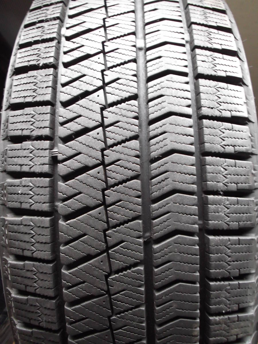 豊富な，高品質 1本のみスペア等に 2017年製 VRX2 バリ山 ブリヂストン 215／45R18 ブリザック スタッドレス(中古)｜売買されたオークション情報、yahooの商品情報をアーカイブ公開 - オークファン 18インチ