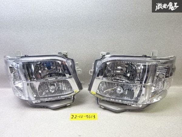 社外 トヨタ 200系 3型 ハイエース HID ライト ヘッドライト 左右セット 棚2L15