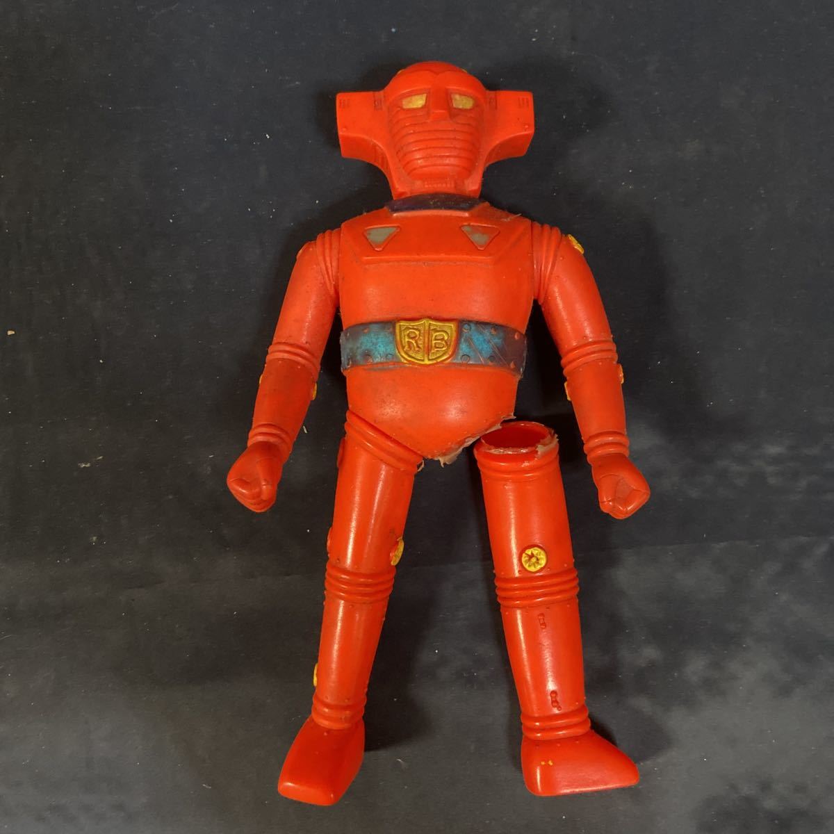 昭和レトロ　当時物　レッドバロン バイキング三世 ブルマァク　ソフビ　ジャンク品 当時物 ブルマァク レッドバロン 約22cm ソフビ フィギュア 足間着部