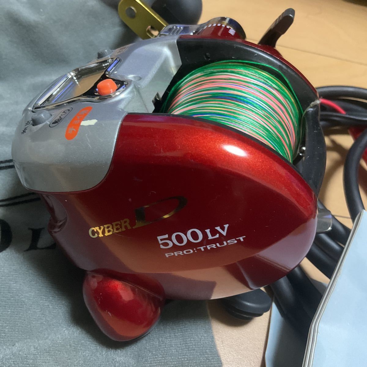 CYBER D 500LV 電動リール 美品(ベイトリール)｜売買された