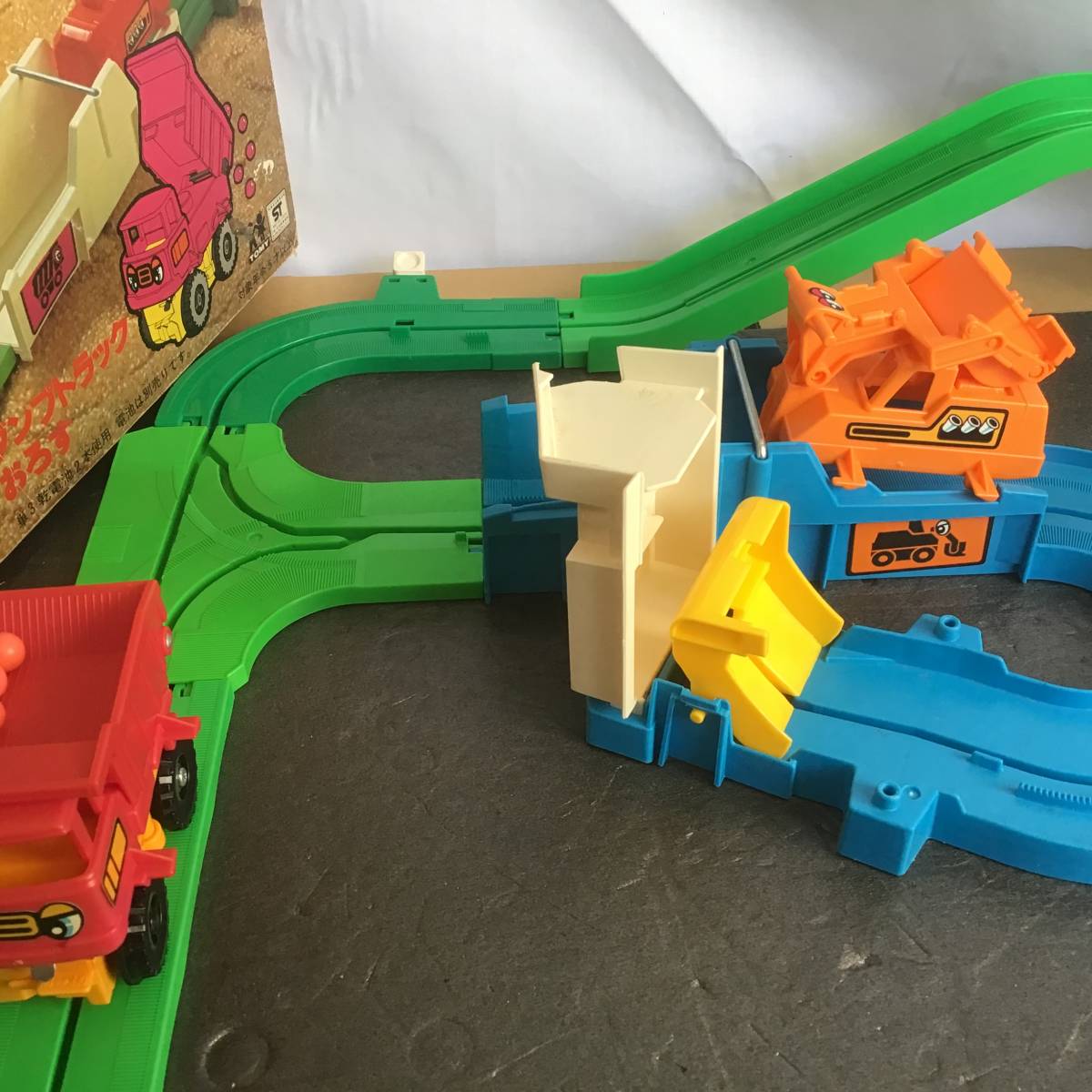 TOMY トミー はたらくじどうしゃ ビッグローダー 説明書付き 昭和