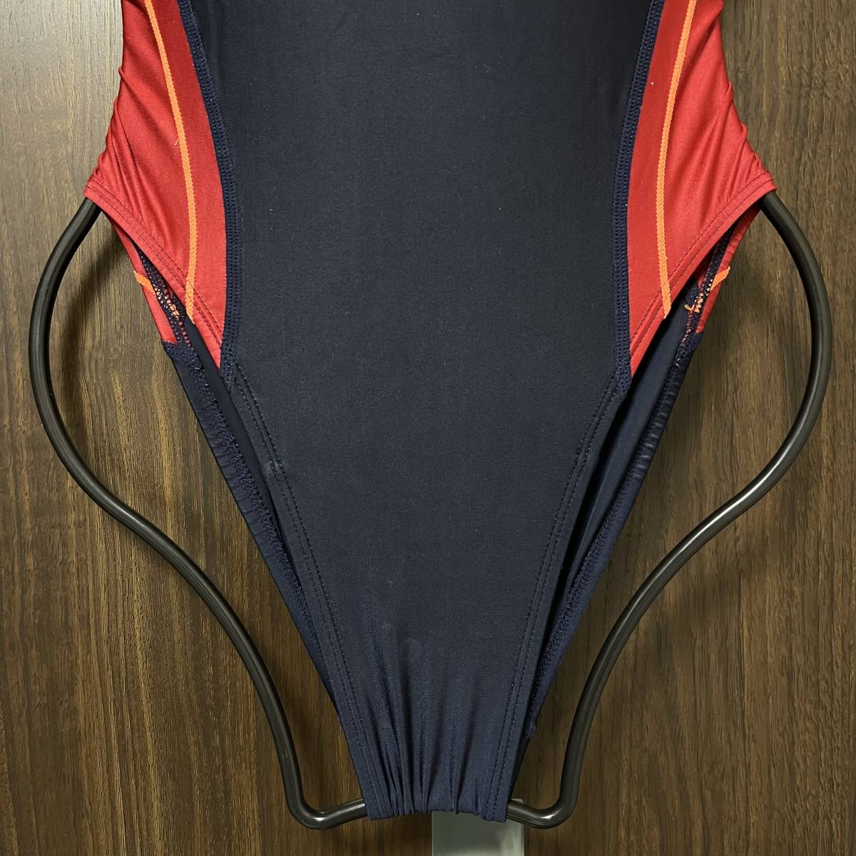 ASICS アシックス ハイレグ 女子 中古 競泳水着 光沢 部活 ハイカット