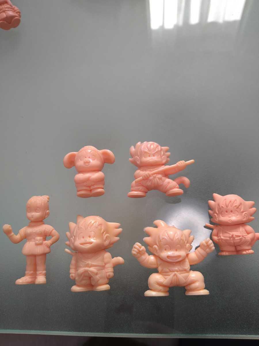 HOT，新作登場】 ドラ消し ドラゴンボール消しゴム 悟空 筋斗雲 肌色