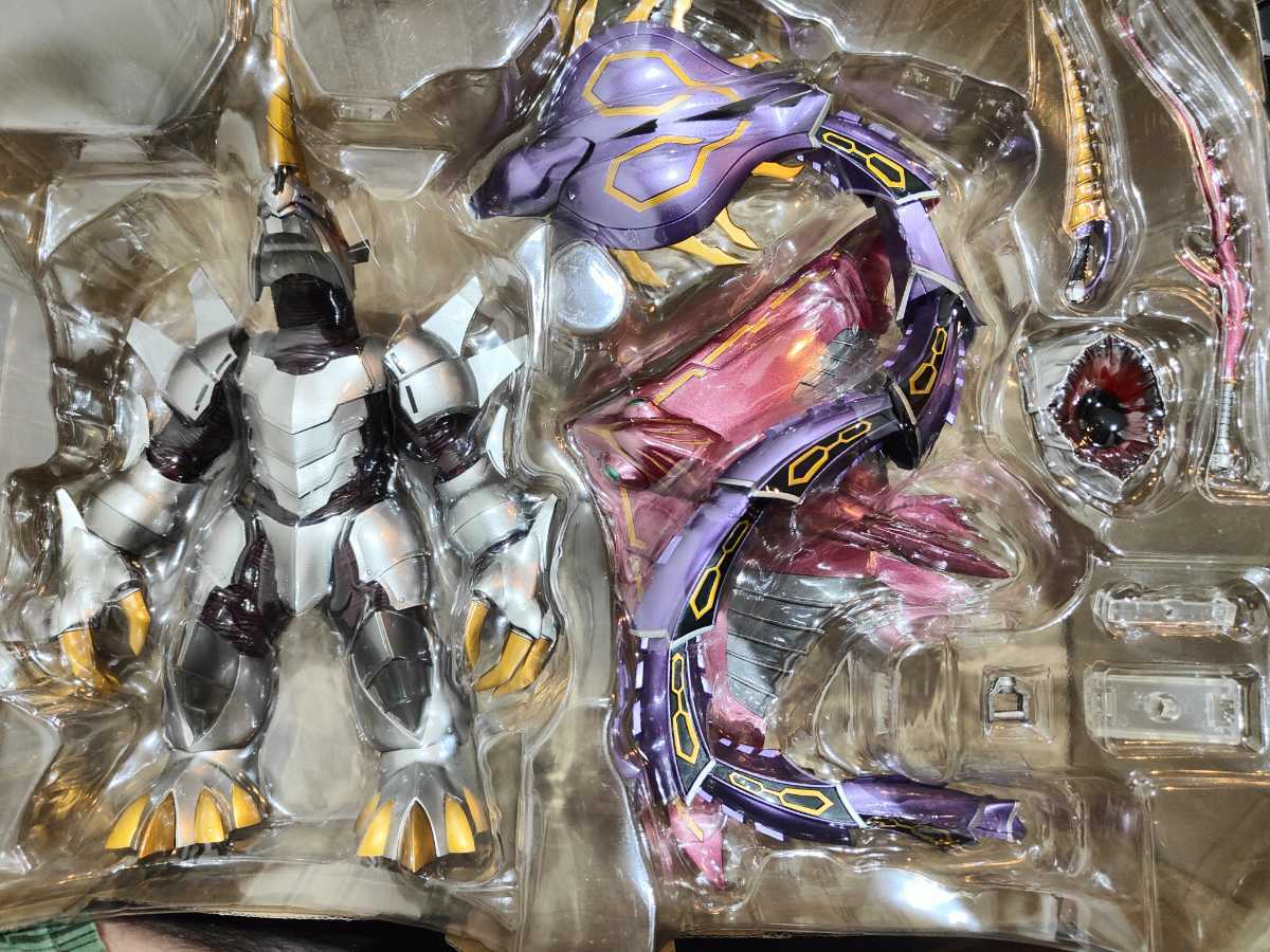 S.H.フィギュアーツ ジェノサイダー 仮面ライダー龍騎 Figuarts 限定 