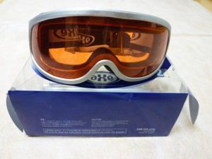 AXE☆スキー＆スノーボード用☆シルバー☆くもり止めレンズ_1