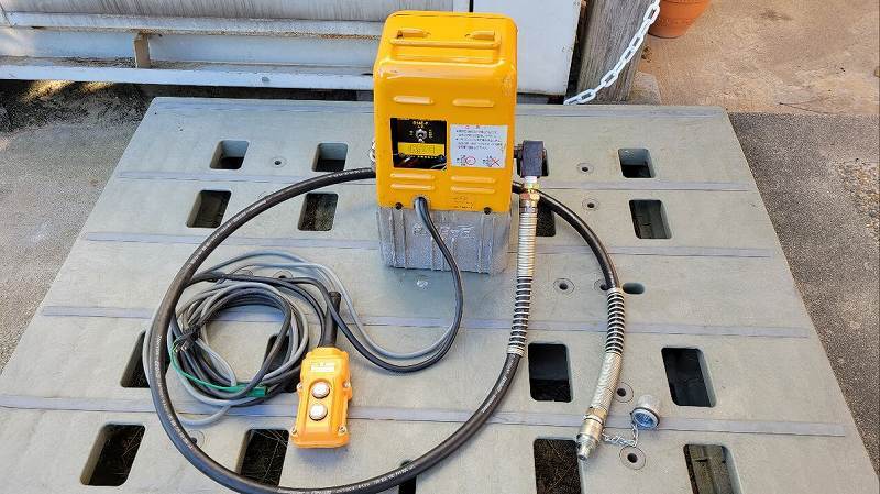 人気SALE，新作 泉精器製作所 電動油圧ポンプ R14E-F型 電源 100V 稼働品(ポンプ)｜売買されたオークション情報、yahooの商品情報をアーカイブ公開 - オークファン ポンプ