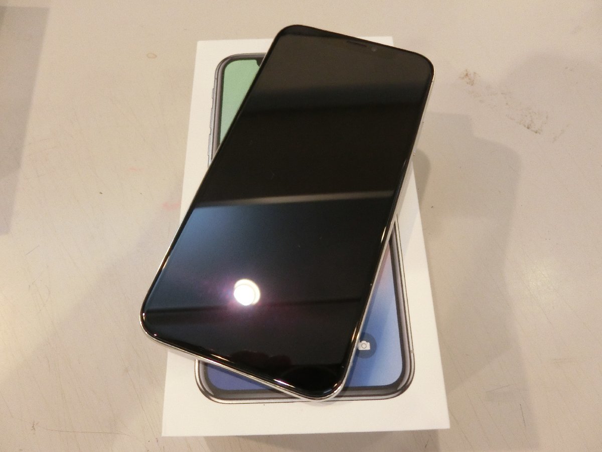 SIMフリー iPhone X [シルバー] Apple simフリーの通販 SIMフリー