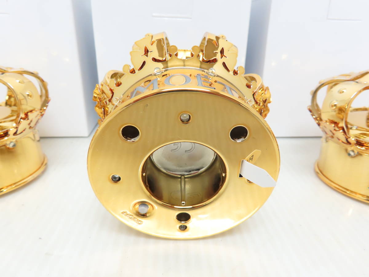 非売品】2個セット！モエ・エ・シャンドン王冠LED光るボトルキャップ