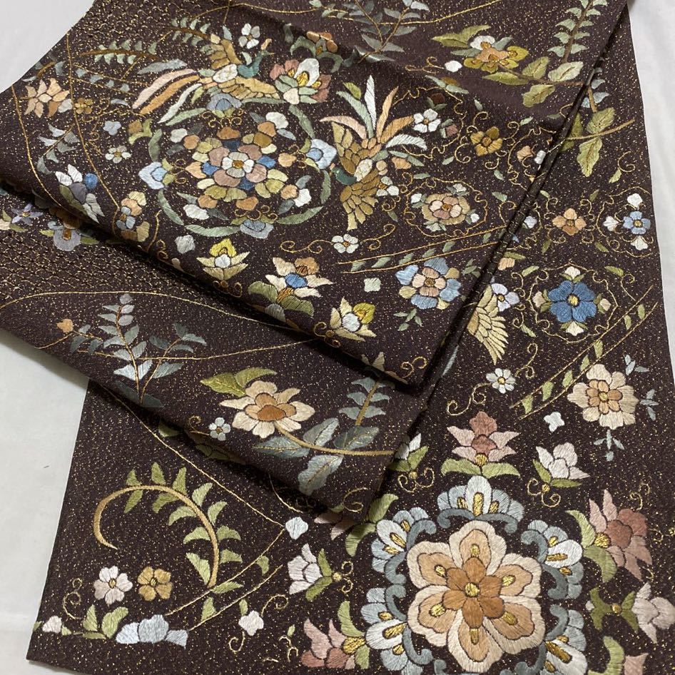 着物月花 総刺繍 汕頭刺繍 蘇州刺繍 金通し 艶やかな花鳥文様