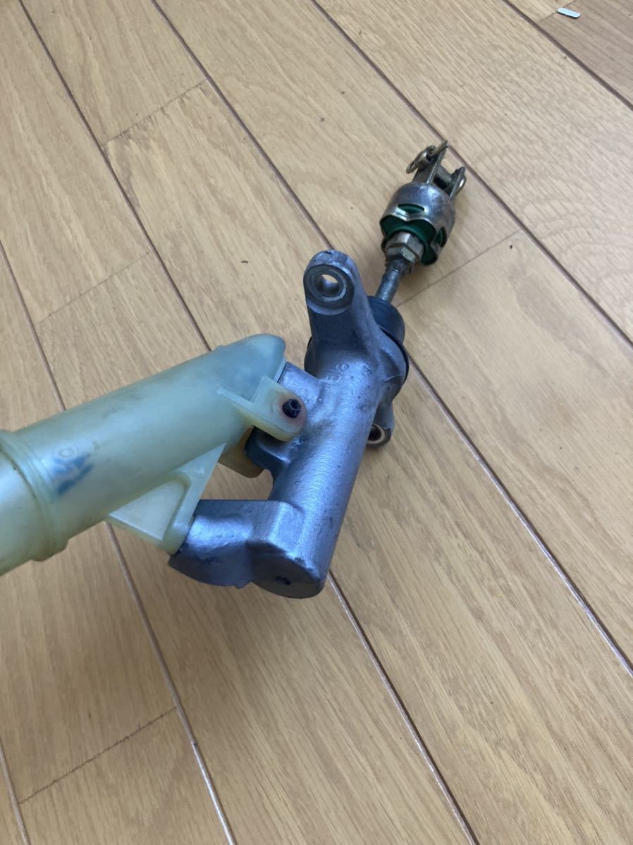 JZX90用クラッチマスターシリンダー 31410-22292 未使用品 JZX90 クラッチマスターシリンダー JZX90用クラッチマスターシリンダー