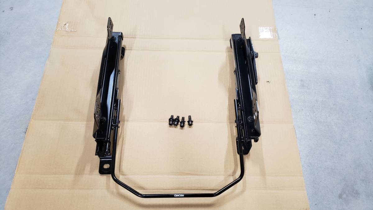 1円スタート】86&BRZ(ZN6・ZC6) RECARO シートレール 運転席側 0 BRZ 車 86