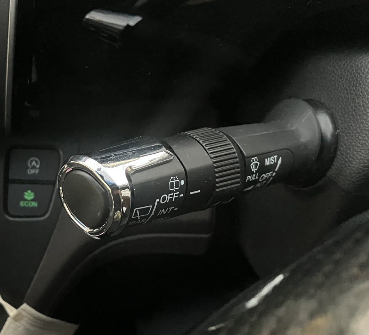 カーメイト　ウインカー&ワイパーレバー　カバー　DZ205　ホンダ車用　タイプA　メッキ　 カーメイト DZ205 ウインカー&amp;ワイパーレバー 上質な車内を演出!! ウィンカー＆ワイパーレバー用 2個セットメッキウィンカー＆ワイパーレバー用カバーDZ205