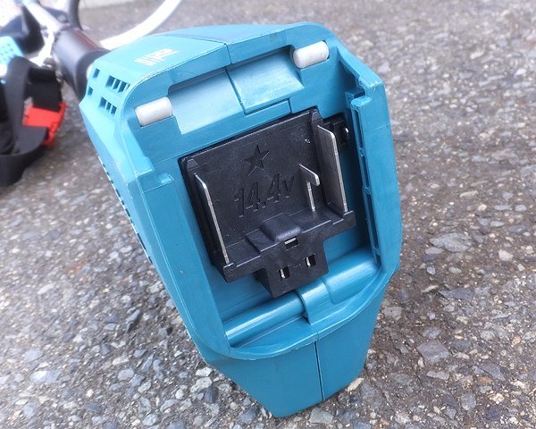 B1106A マキタ makita 14.4V 充電式 草刈機 MUR144UD バッテリー 充電  