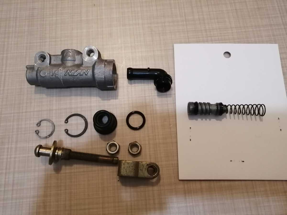 ZRX400 純正ニッシンリアマスターシリンダー 1/2 オーバーホール済み