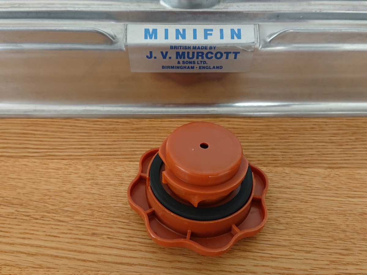 MINIFIN ロッカーカバー（キャップ付）CAM6822打刻
