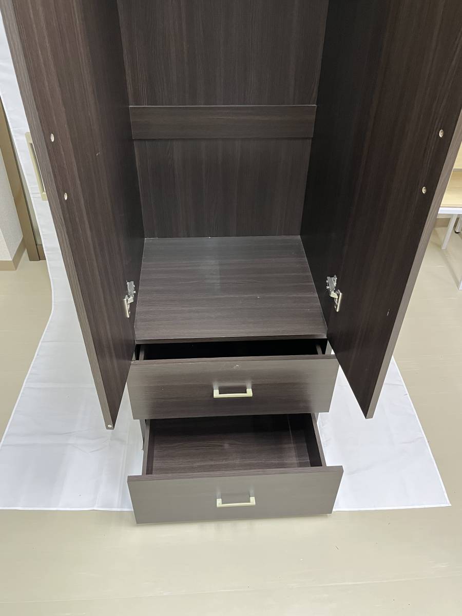 激安!! 正面に少し傷あり！ NITORI ニトリ ワードローブ クローゼット 