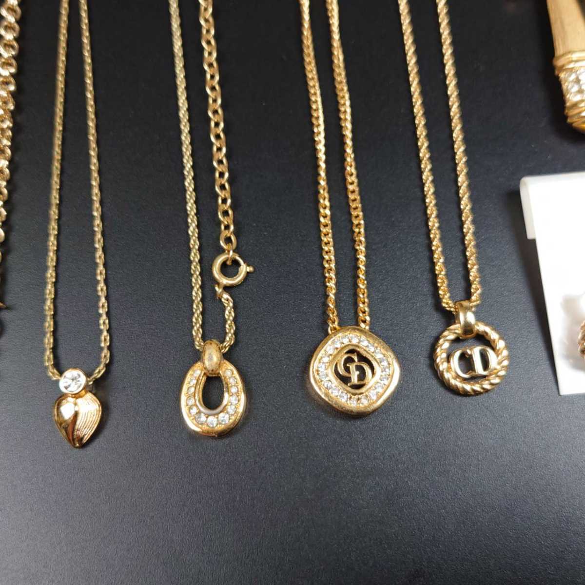 Christian Dior CDロゴ ゴールド ネックレス ピアスセット 【公式通販】