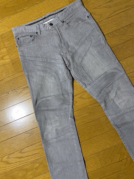 美品☆【EPOCA UOMO】バックロゴプレート バイカーストレッチスキニー  