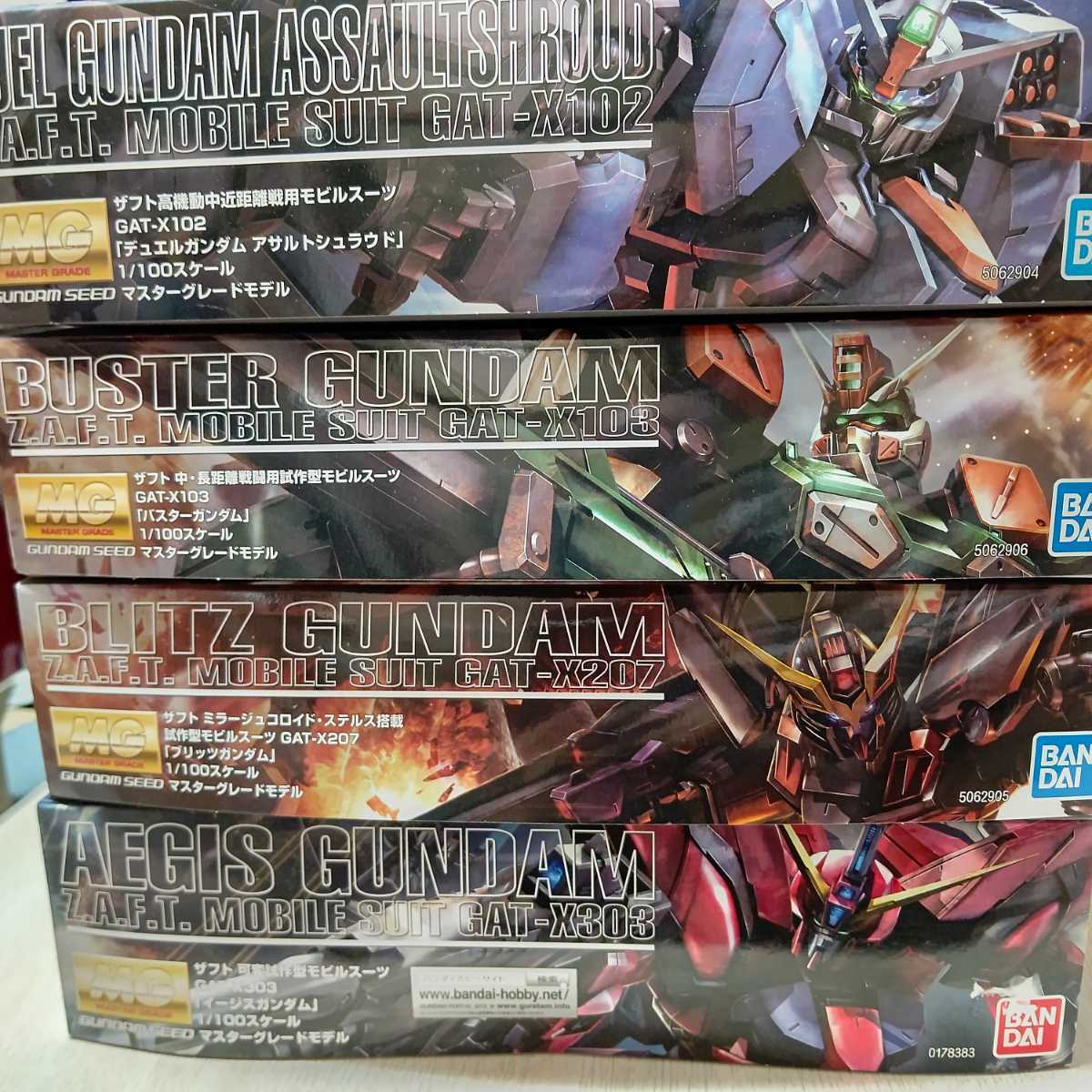 MG ガンダムSEED 4種セットMGブリッツ イージス　デュエル　バスター 新作入荷，人気】 MG 機動戦士ガンダムSEED デュエル・バスター