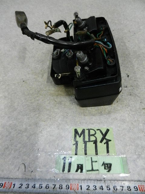 MBX50メーター 1111 AC03 MBX50 メーター スピードメーター タコメーター 80サイズ