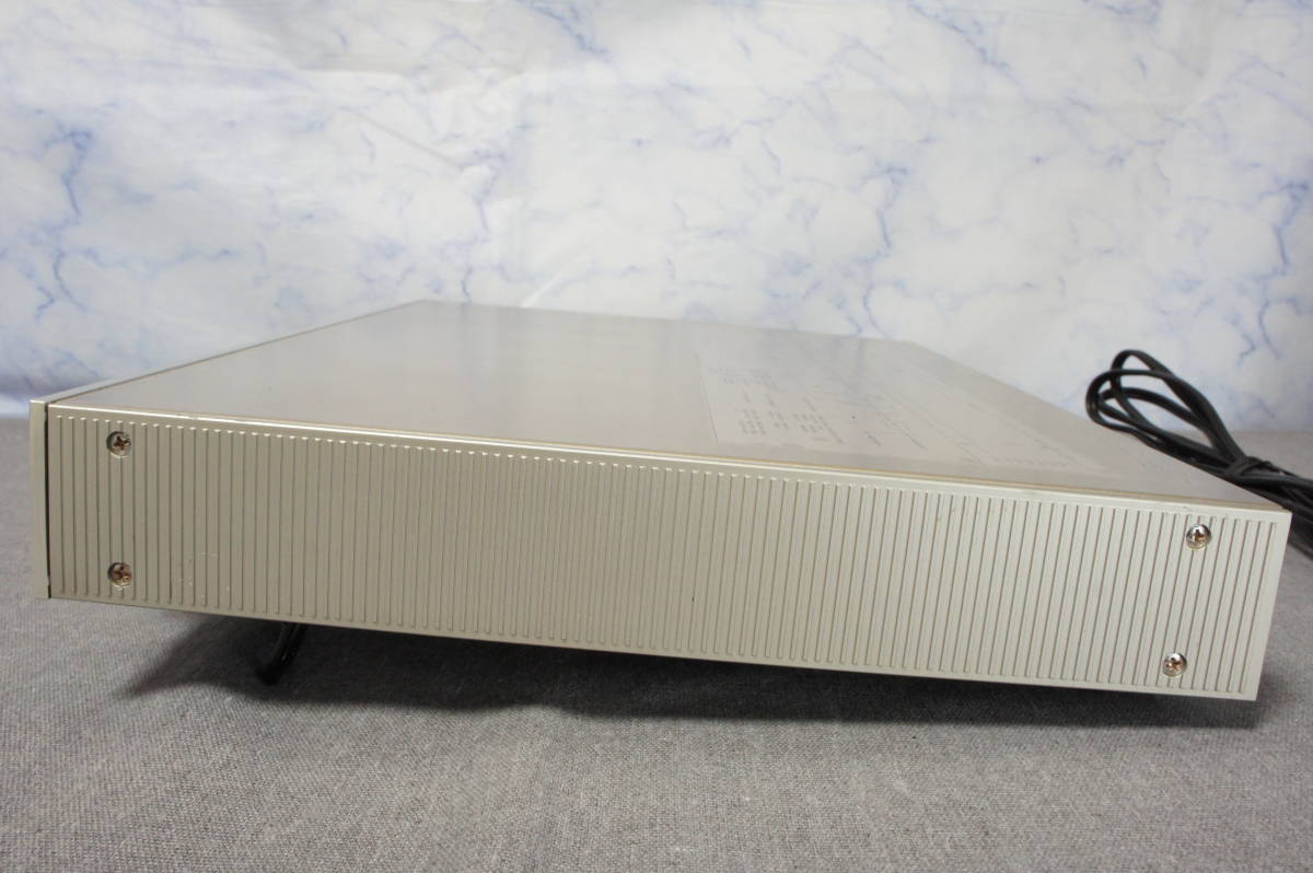 VICTOR（ビクター） P-3030 薄型プリアンプ 整備済み 完動品 Victor P