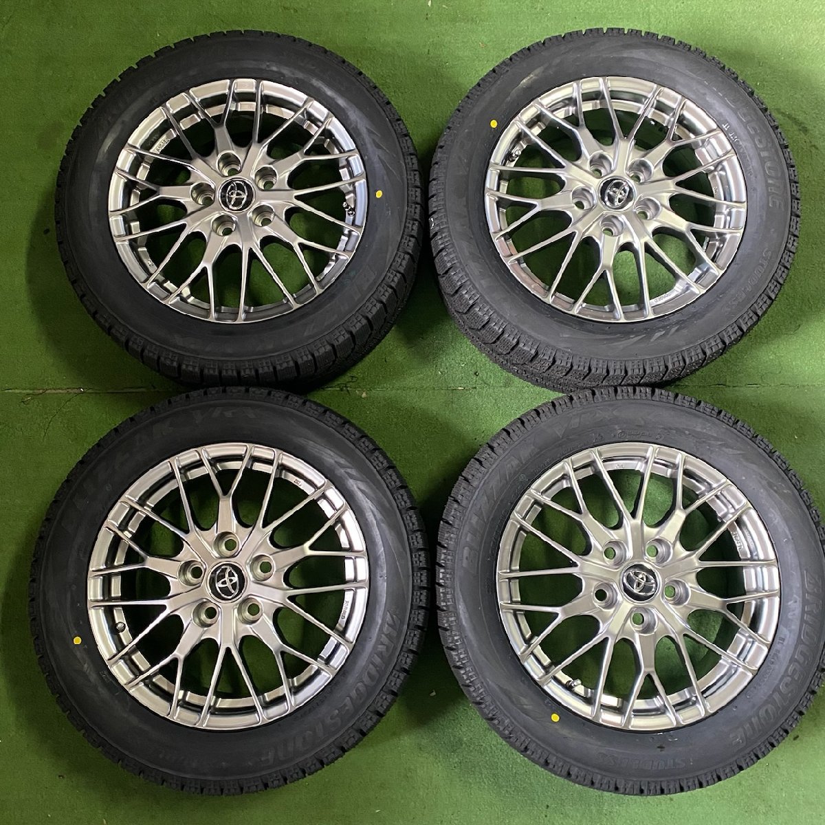 205/55R16 91S スタッドレス ホイールセット 四本 トヨタ 純正 ノア