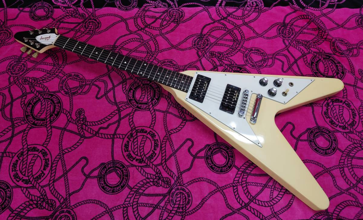 ギブソン フライングＶ　96年製エボニー指板 96年製 エボニー指板！ ダーティフィンガー搭載！ Gibson USA Flying V