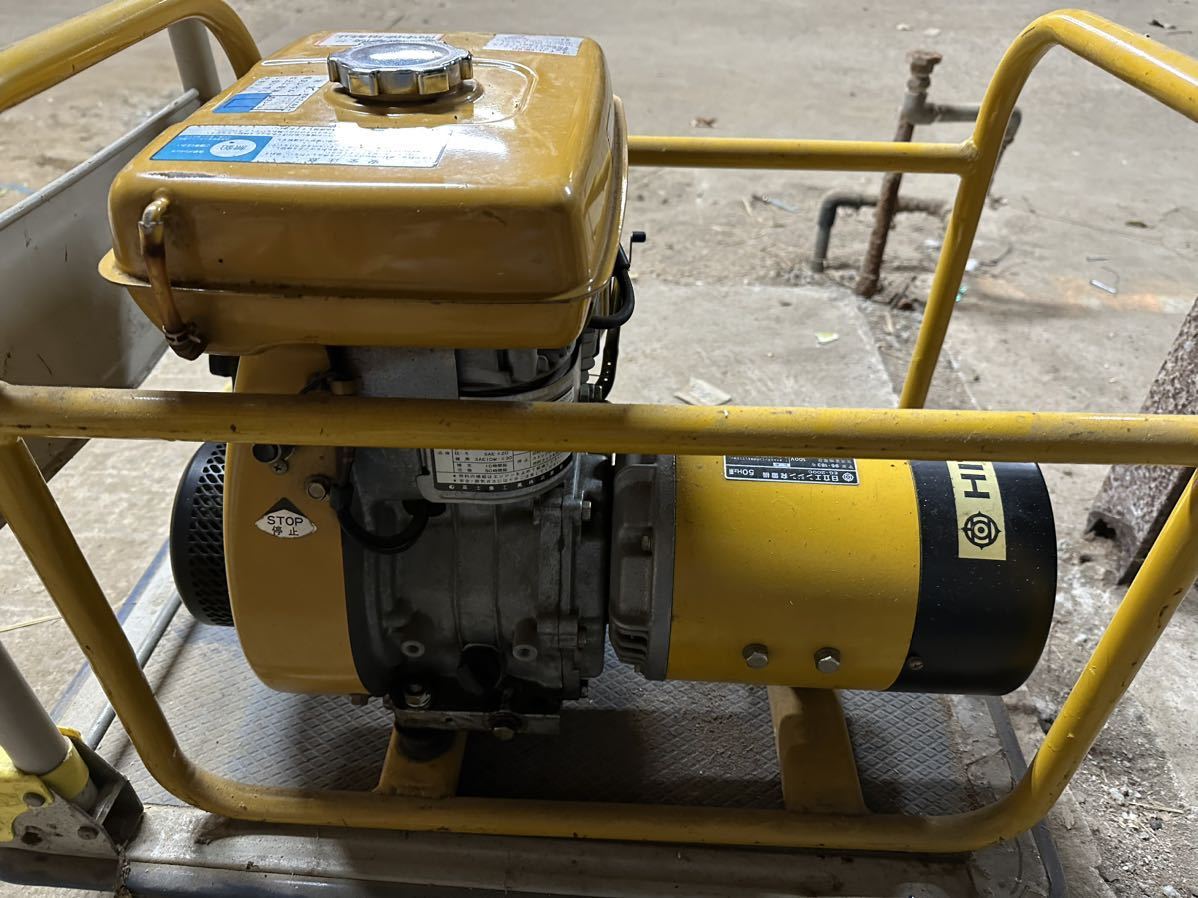 エンジン発電機 HITACHI ロビンエンジン EG-200G 中古品 動作未確認 